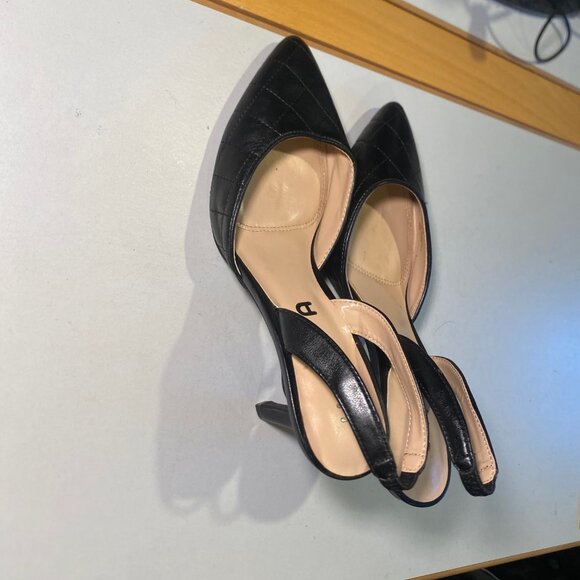 Unisa - Size 7.5M - Women's Unyanni Slingback Pointed Toe Leather Heels - Picture 4 of 11